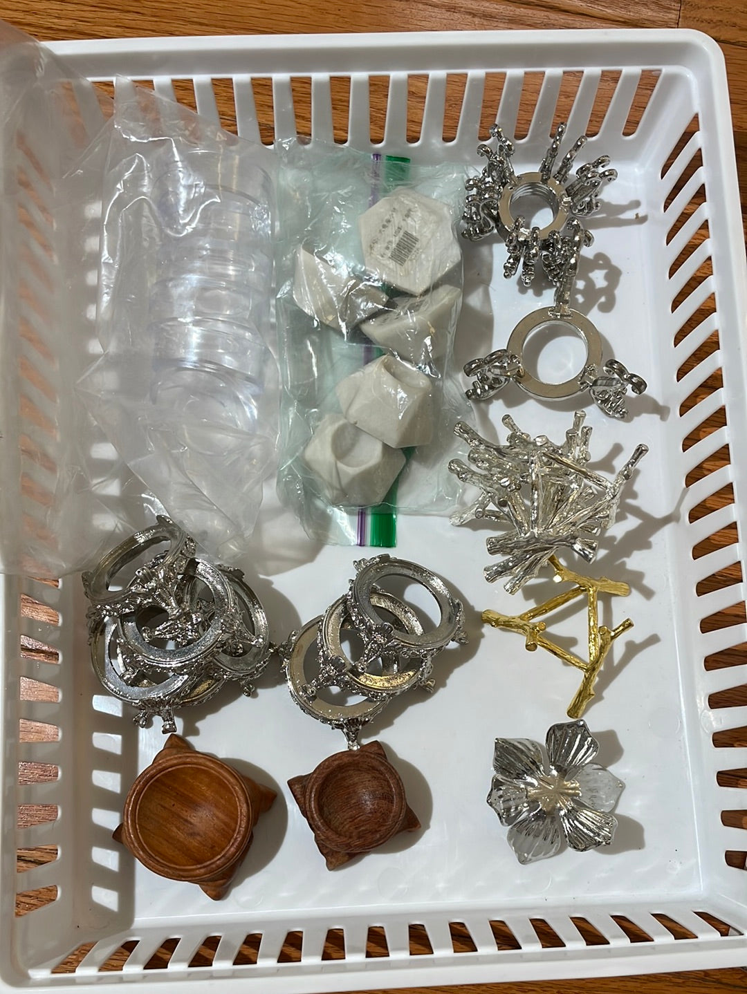 Listing for @sub.rosa.rising