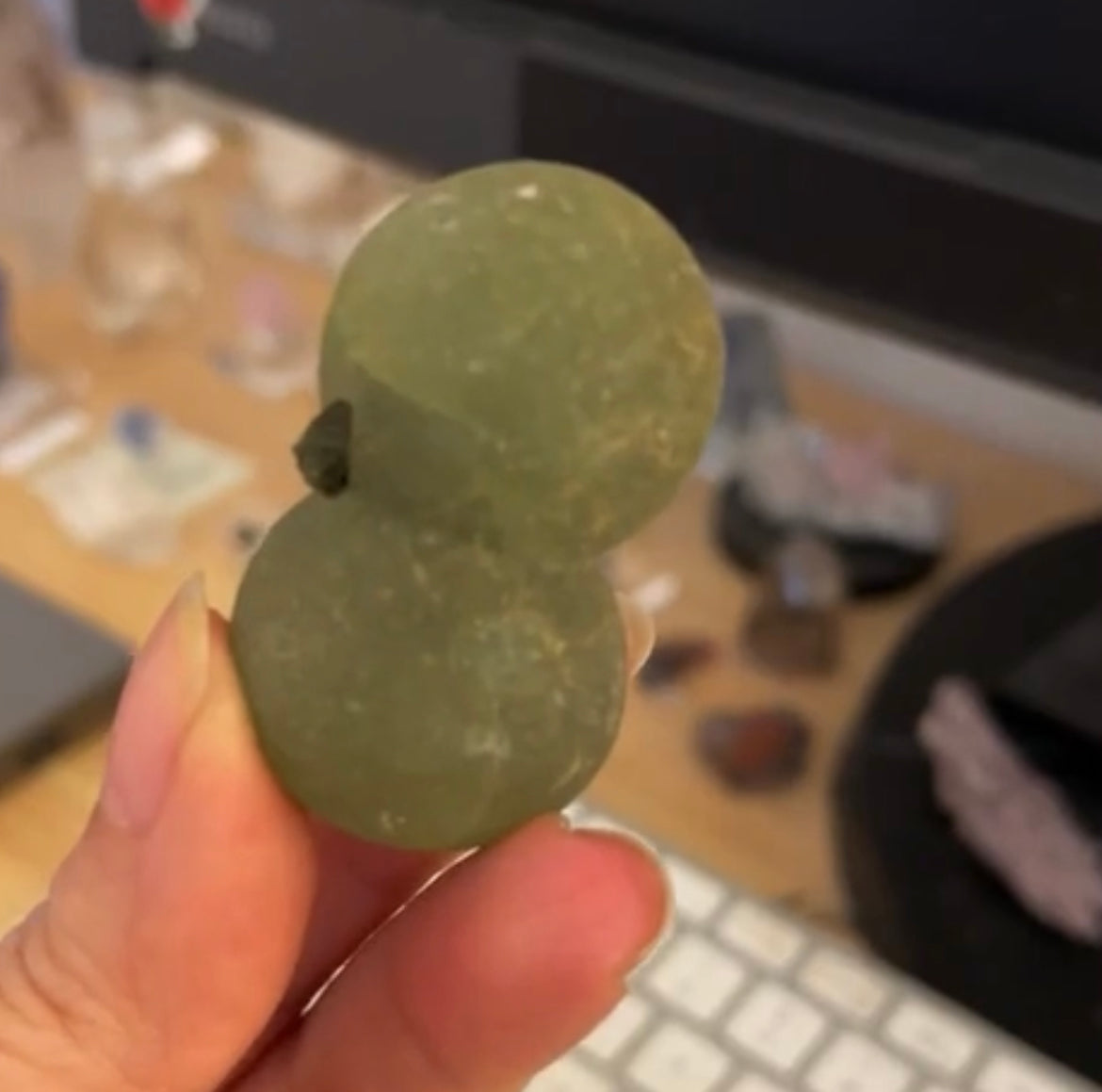 Listing for @misschelsea___