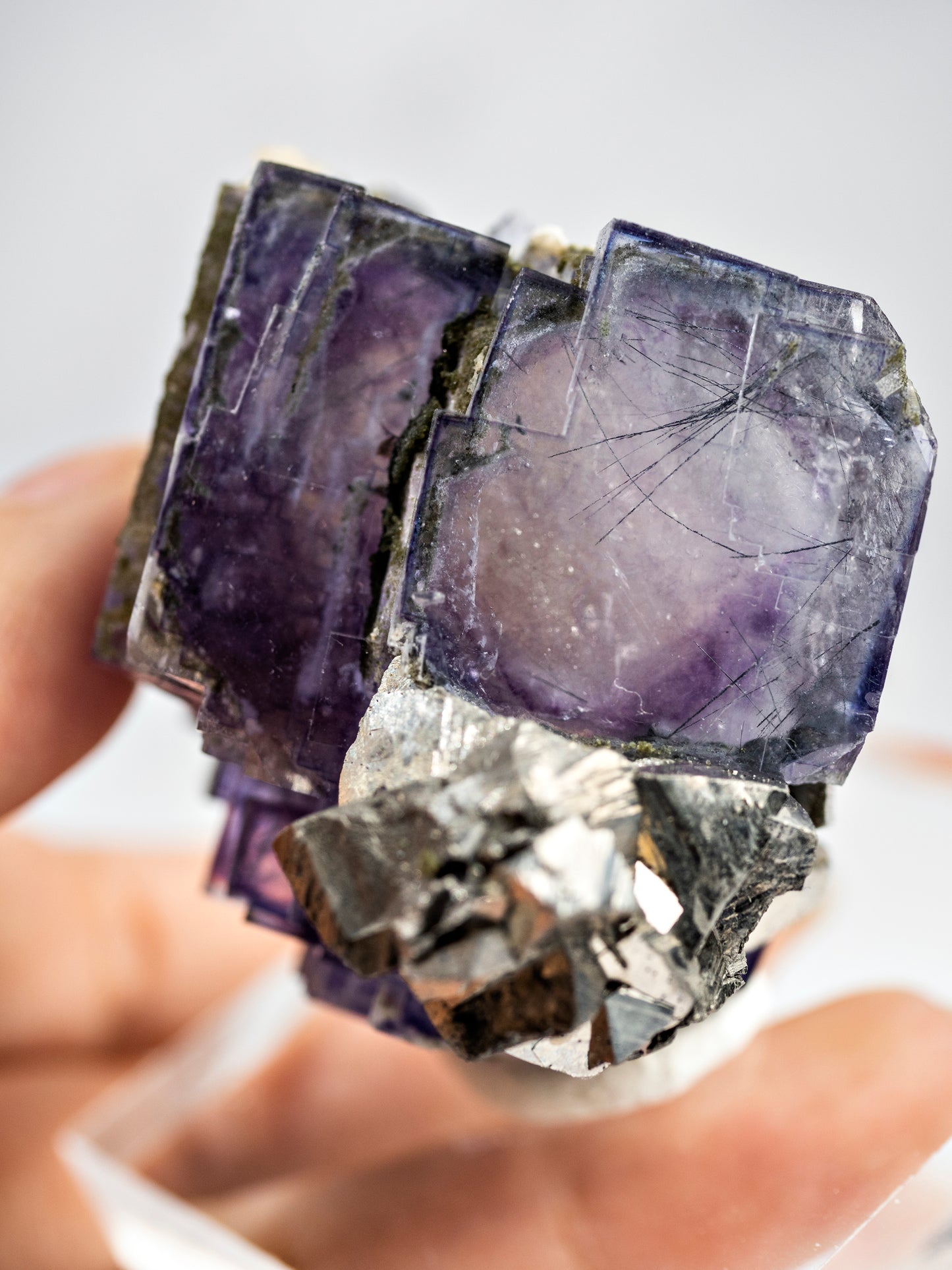 Fluorite with Bismuthinite and Arsenopyrite from Yaogangxian Mine, China