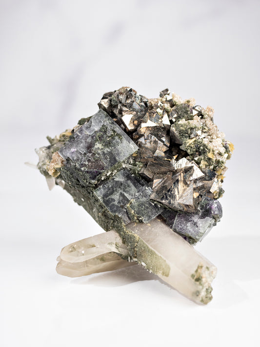 Fluorite, Quartz, and Arsenopyrite from Yaogangxian Mine, China