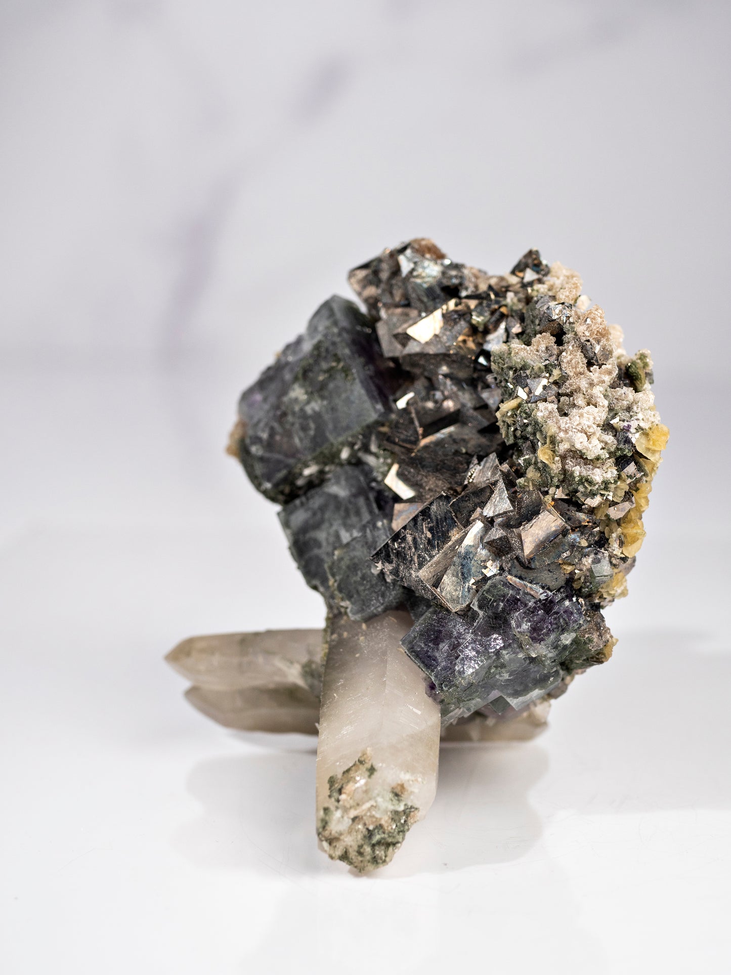 Fluorite, Quartz, and Arsenopyrite from Yaogangxian Mine, China