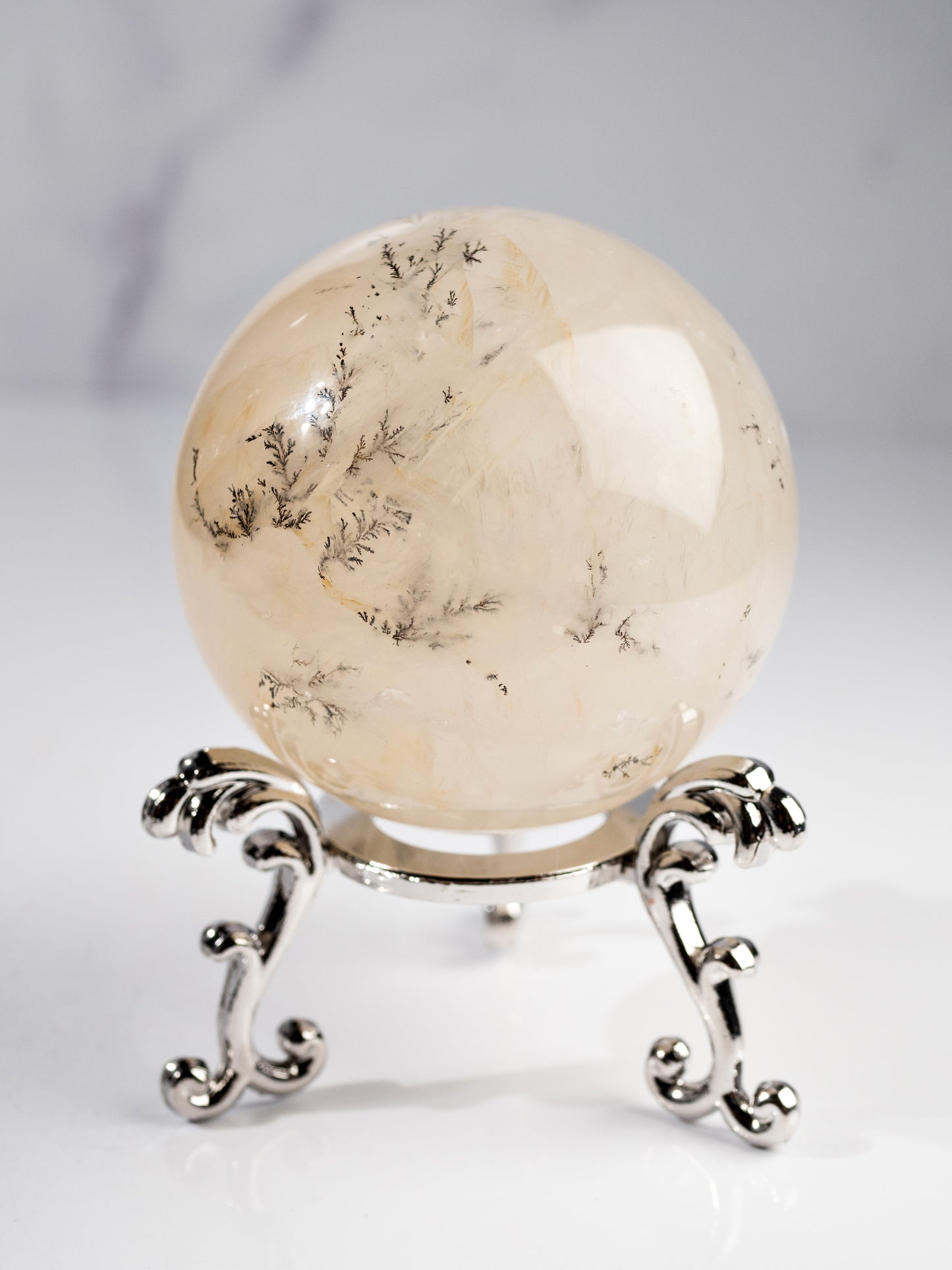 Dendritic Quartz Sphere