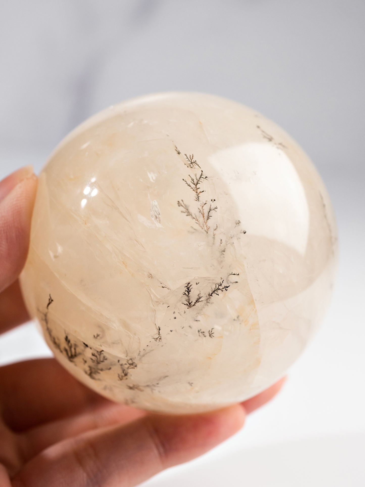 Dendritic Quartz Sphere