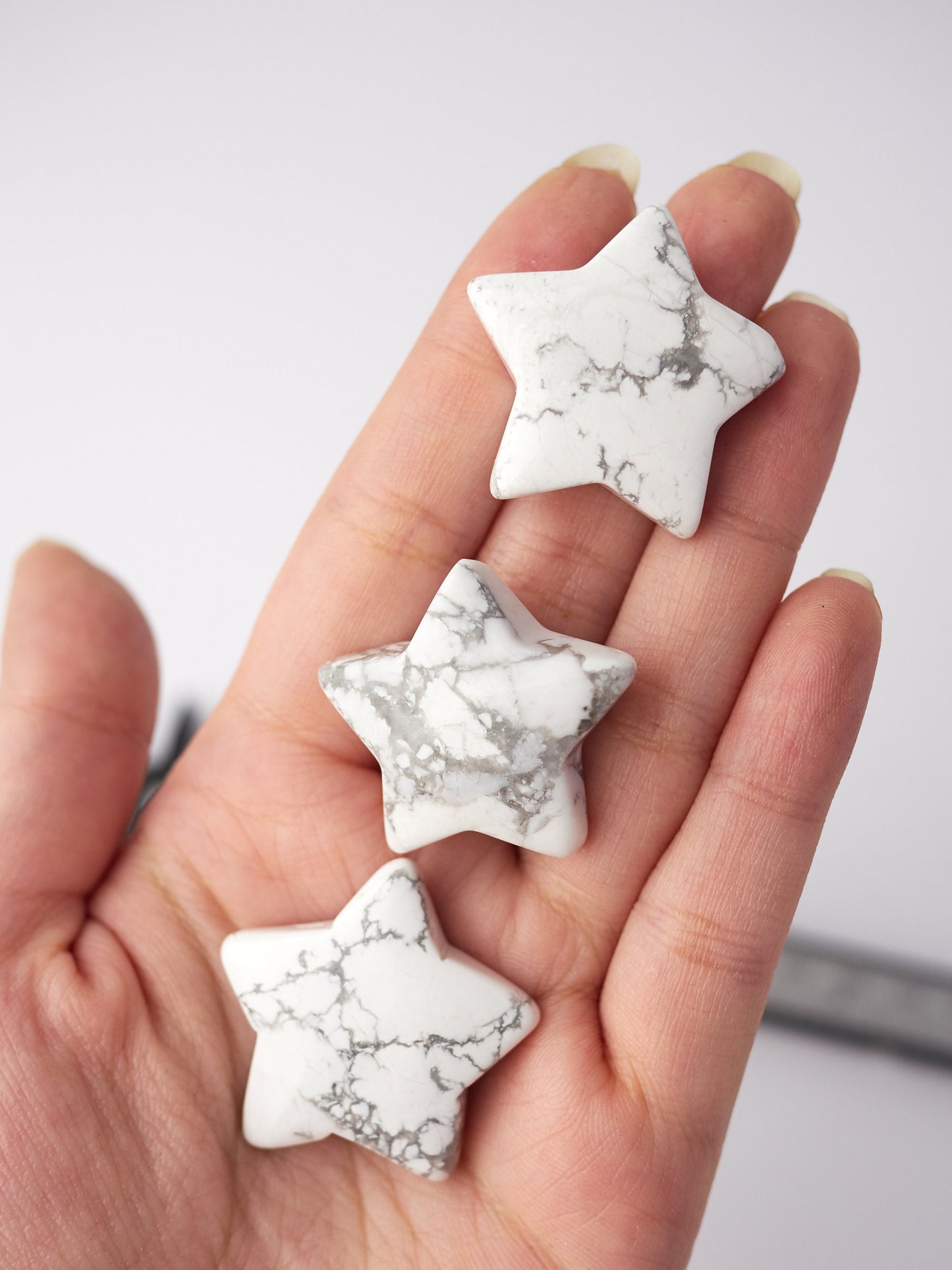 Small Howlite Star Carving