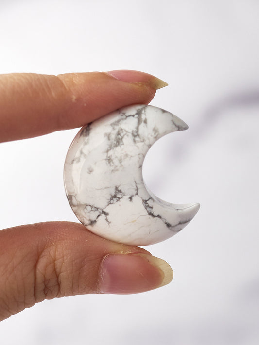 Small Howlite Moon Carving